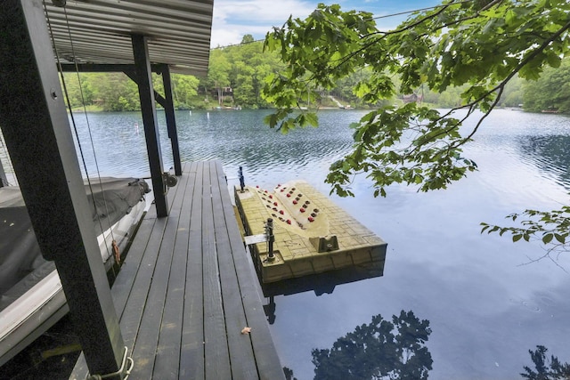510 Natchez Ln, Sugar Grove, OH 43155 - dock featuring a water view