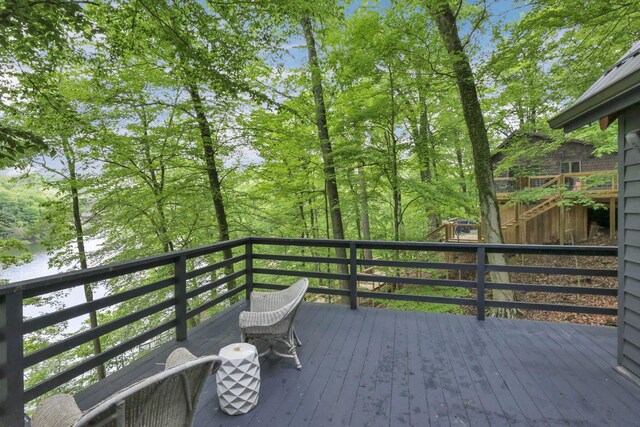 510 Natchez Ln, Sugar Grove, OH 43155 - view of wooden deck