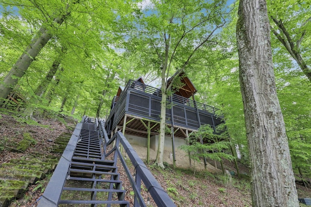 510 Natchez Ln, Sugar Grove, OH 43155 - rear view of property with a wooden deck and stairway