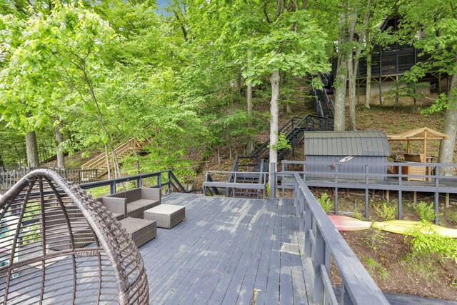 510 Natchez Ln, Sugar Grove, OH 43155 - deck featuring stairs