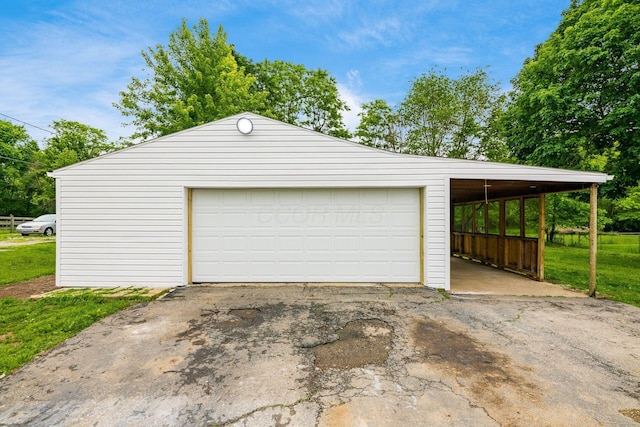 3232 Williams Rd, Columbus, OH 43207 - garage with a garage