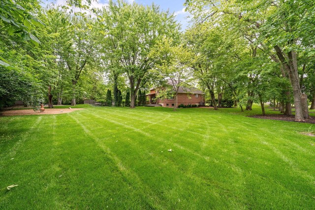 7607 Stone Ridge Dr, Springboro, OH 45066 - view of green lawn