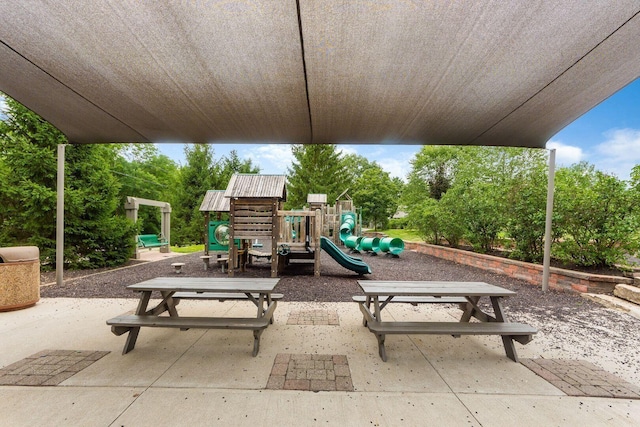 9440 Culross Ct, Dublin, OH 43017 - view of patio / terrace