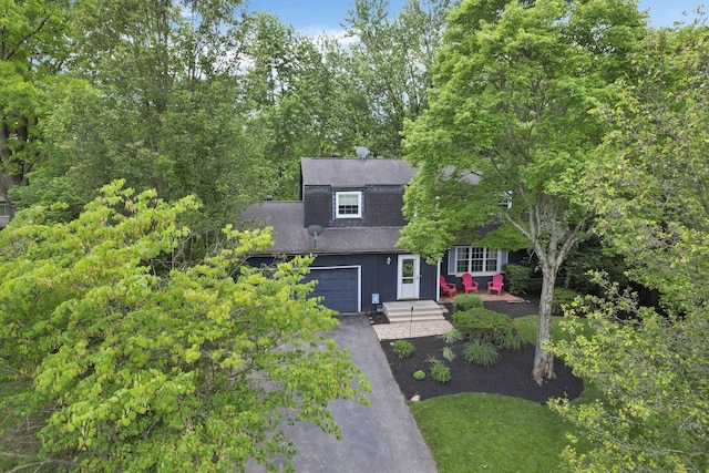 5255 Dory Ln, Columbus, OH 43235 - dutch colonial with driveway and roof with shingles