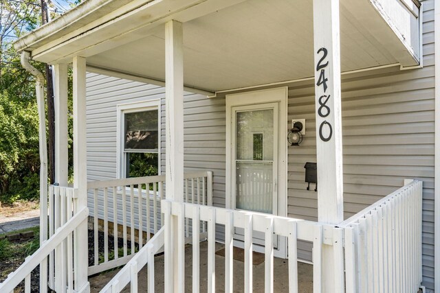 2480 E Ave, Columbus, OH 43202