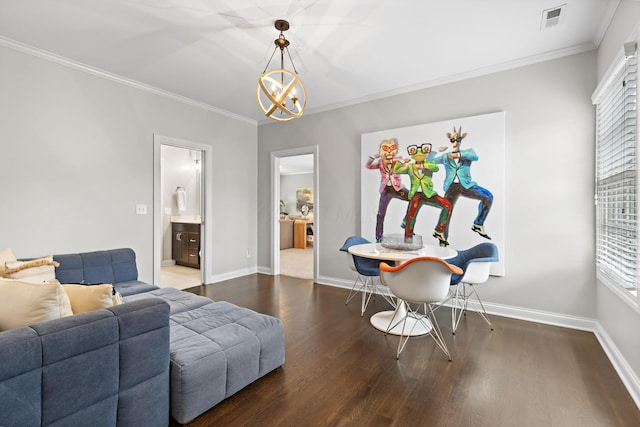 4477 Ackerly Farm Rd, New Albany, OH 43054 - living room featuring wood finished floors, a chandelier, ornamental molding, and baseboards