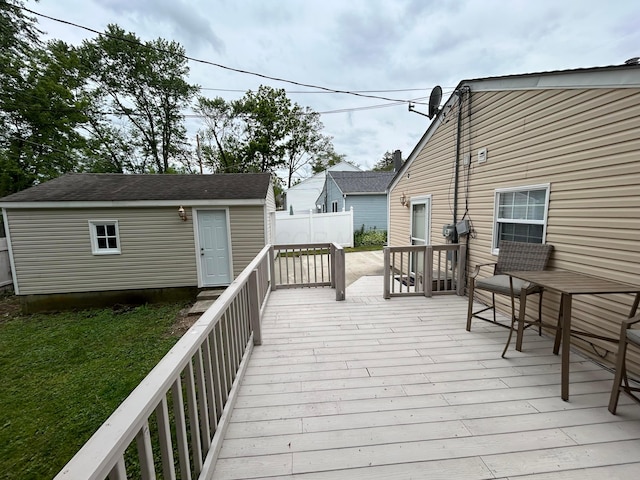2375 Northglen Dr, Columbus, OH 43224 - wooden deck with an outdoor structure
