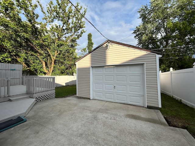 2375 Northglen Dr, Columbus, OH 43224 - detached garage featuring driveway