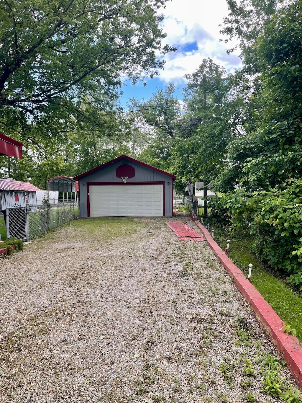 13424 Ivy Rd NE, Thornville, OH 43076 - view of detached garage