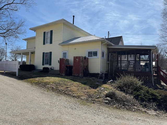 627 N Main St, Utica, OH 43080 - view of back of property