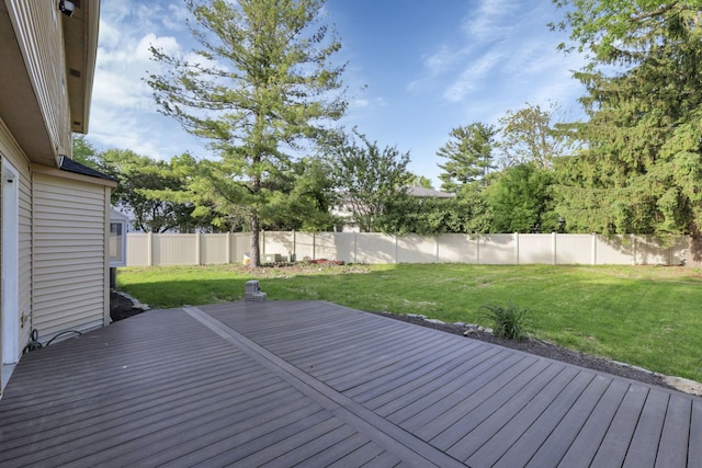 4230 Reed Rd, Columbus, OH 43220 - view of wooden deck