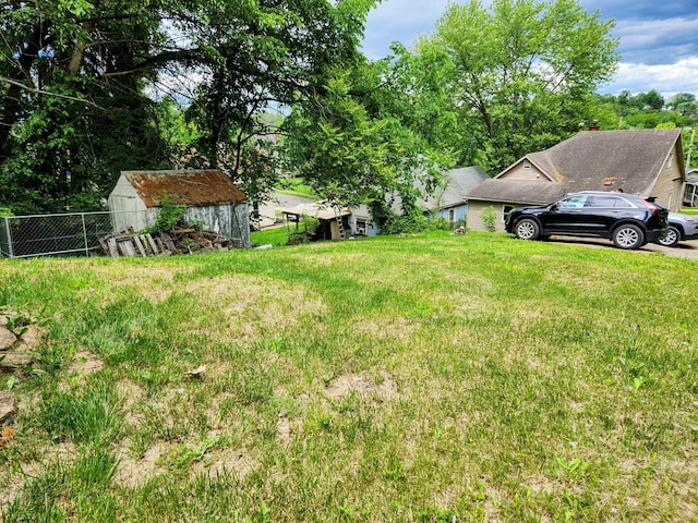 750 S 9th St, Cambridge, OH 43725 - view of yard