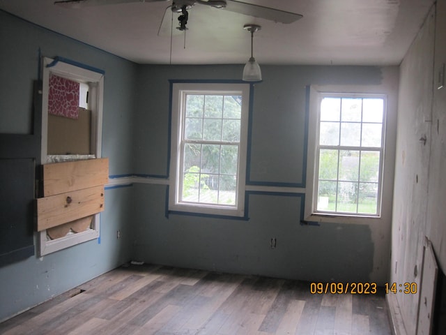 781 Xenia Ave, Xenia, OH 45385 - empty room featuring wood finished floors and a ceiling fan
