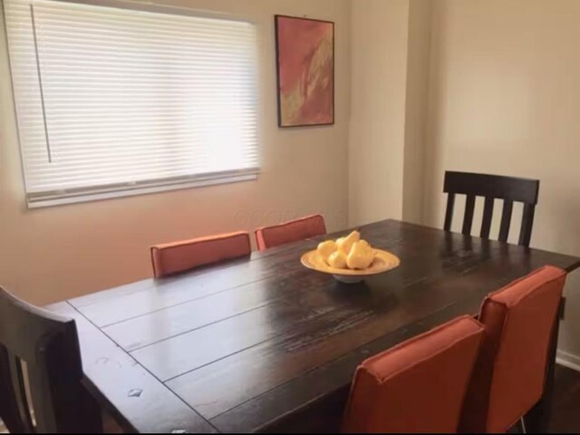 661 E 11th Ave, Columbus, OH 43211 - view of dining area