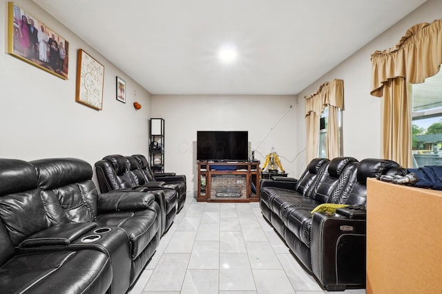 3448 Claretta Rd, Columbus, OH 43232 - view of living area