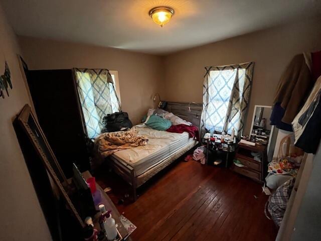 1479 Genessee Ave, Columbus, OH 43211 - bedroom with hardwood / wood-style flooring