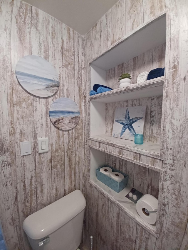 4891 Marion Mount Gilead Rd, Caledonia, OH 43314 - bathroom featuring toilet