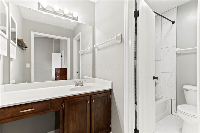 2361 Mccauley Ct, Columbus, OH 43220 - bathroom featuring shower / bath combination and vanity