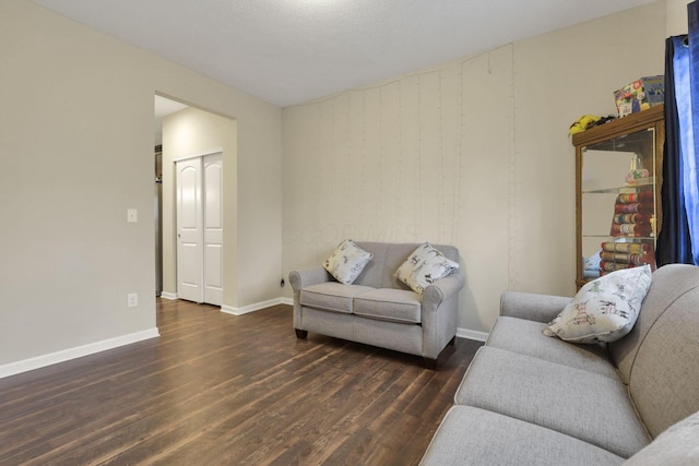 7142 Duke Dr, Canal Winchester, OH 43110 - living room featuring wood finished floors and baseboards