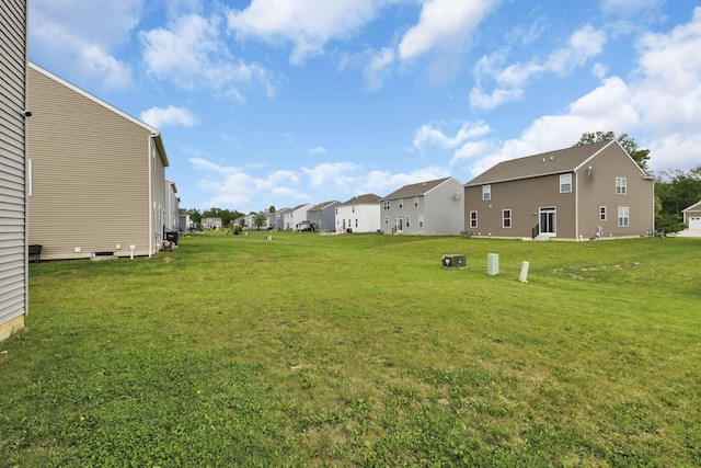 7142 Duke Dr, Canal Winchester, OH 43110 - view of green lawn with a residential view