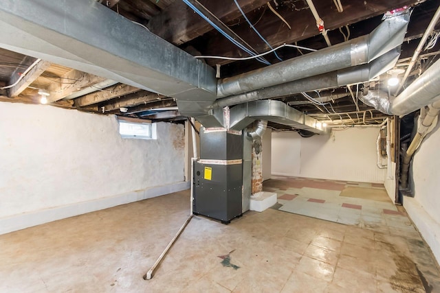 471 Southwood Ave, Columbus, OH 43207 - below grade area featuring heating unit