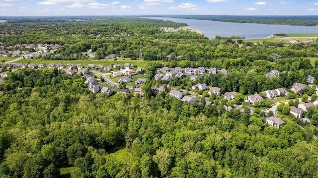 3144 Abbey Knoll Dr, Lewis Center, OH 43035 - aerial view of property and surrounding area with a heavily wooded area, a nearby body of water, and nearby suburban area