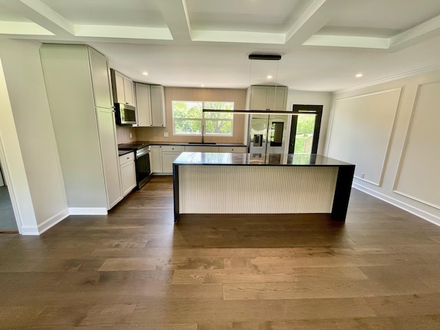 1071 US-42, London, OH 43140 - kitchen with dark countertops, stainless steel appliances, plenty of natural light, a sink, and recessed lighting