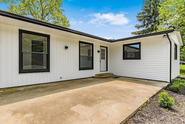 1071 US-42, London, OH 43140 - property entrance featuring a patio area