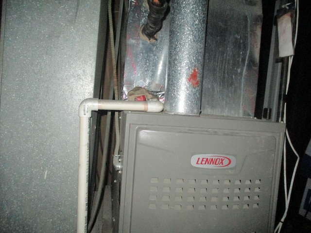 1056 Geers Ave, Columbus, OH 43206 - utility room featuring heating unit