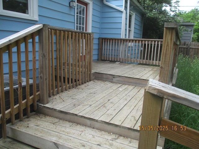 1056 Geers Ave, Columbus, OH 43206 - view of deck