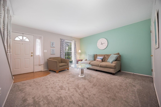 2349 Hardesty Dr N Unit B9, Columbus, OH 43204 - living area with carpet flooring and baseboards
