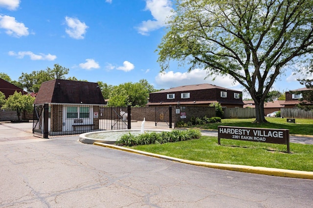 2349 Hardesty Dr N Unit B9, Columbus, OH 43204 - view of building exterior