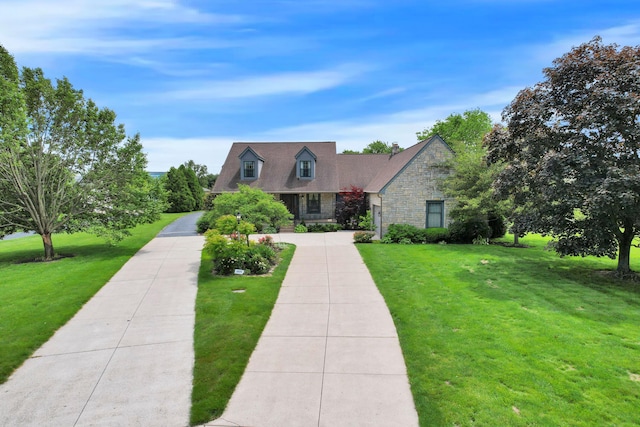 3171 Orders Rd, Grove City, OH 43123 - cape cod house with stone siding and a front lawn