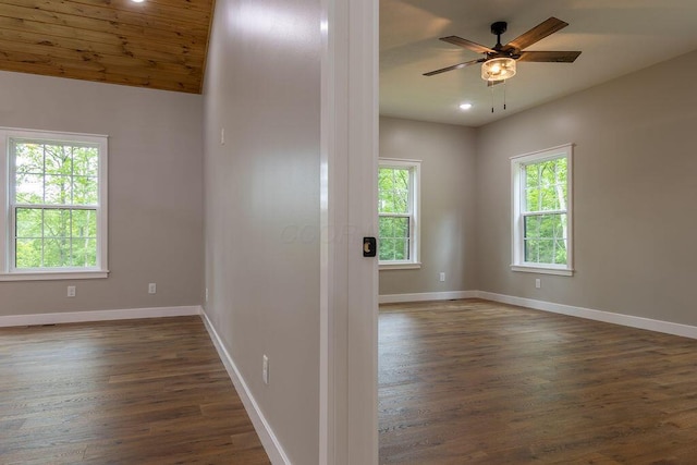 21650 Lake Rd, Glouster, OH 45732 - spare room featuring dark wood-style flooring, ceiling fan, baseboards, and recessed lighting