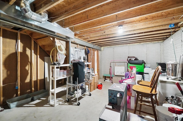 401 Warrenpoint Ln, Pataskala, OH 43062 - view of unfinished basement
