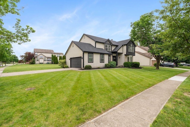6377 Dietz Dr, Canal Winchester, OH 43110 - traditional-style house with a front yard and driveway