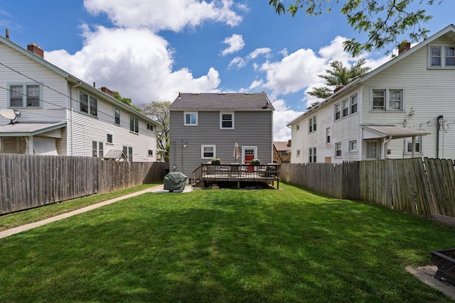41 N Westmoor Ave, Columbus, OH 43204 - back of property featuring a deck and a residential view