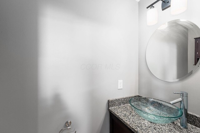 6458 Tallman Ct, Canal Winchester, OH 43110 - bathroom featuring vanity