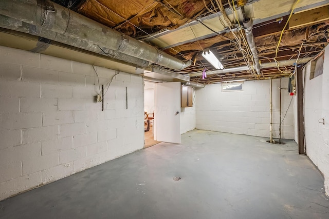 225 W Heffner St, Delaware, OH 43015 - view of below grade area