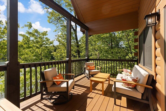 653 Natchez Ln, Sugar Grove, OH 43155 - wooden terrace featuring an outdoor hangout area