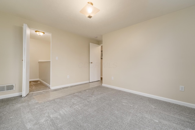 1419 Hentz Dr, Reynoldsburg, OH 43068 - carpeted empty room with baseboards
