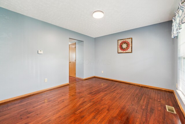 672 Toria Dr, Reynoldsburg, OH 43068 - photo 14