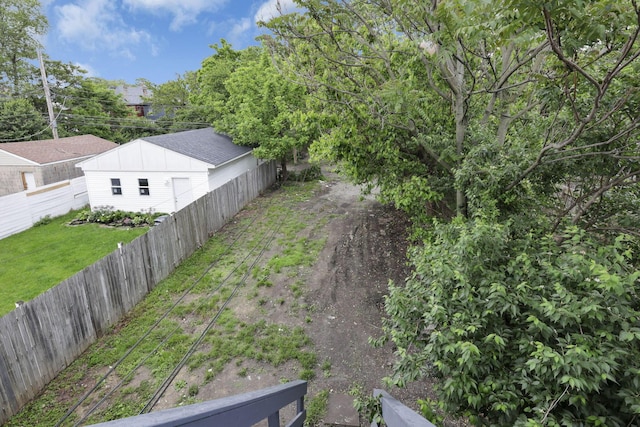 358 Saint Clair Ave, Columbus, OH 43203 - view of yard