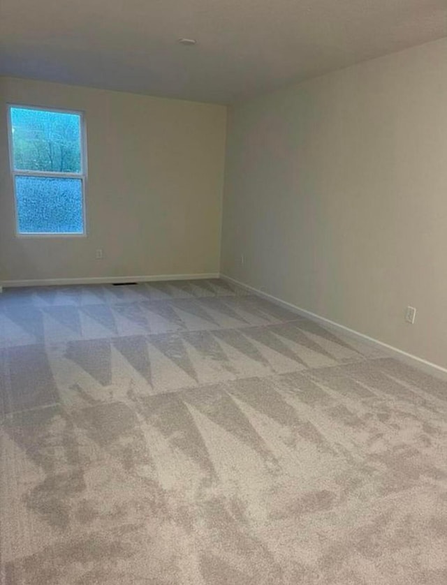 257 Whitetail Trl, Johnstown, OH 43031 - empty room featuring carpet floors and baseboards