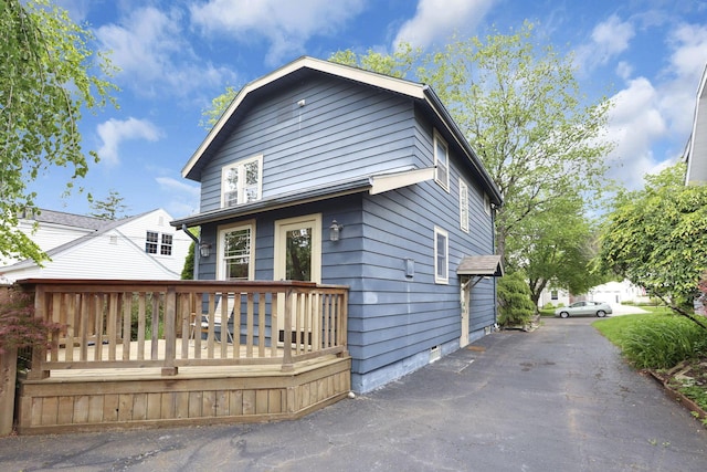 249 Blenheim Rd, Columbus, OH 43214 - view of front of property with a wooden deck