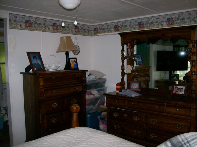 258 Timberline Dr, Circleville, OH 43113 - view of bedroom