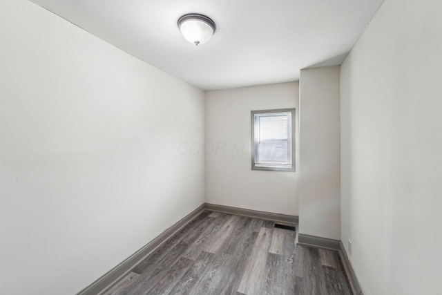 112 S Cypress Ave, Columbus, OH 43222 - unfurnished room with wood finished floors and baseboards