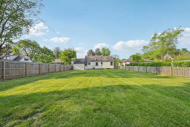 640 Wetmore Rd, Columbus, OH 43214 - view of yard