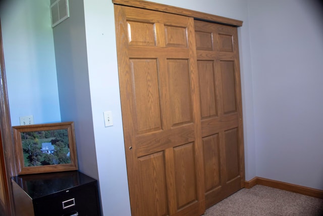 350 S Houston Pike, South Vienna, OH 45369 - detailed view of carpet floors and baseboards