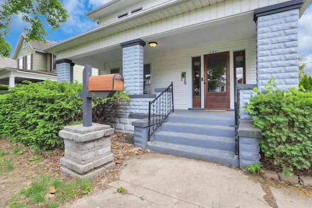 683 E 2nd St, Chillicothe, OH 45601 - doorway to property with covered porch